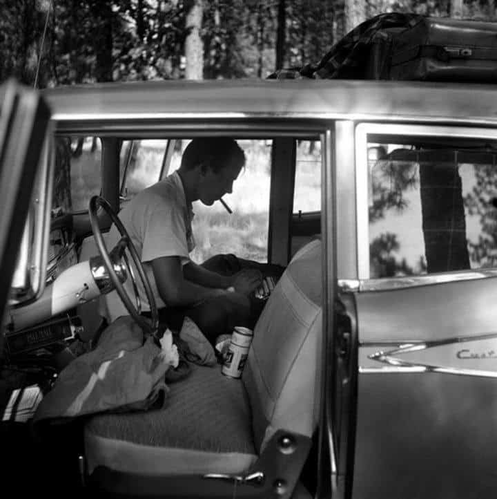 hunter s thompson writing in his car