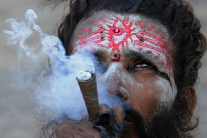 hindu smoking cannabis