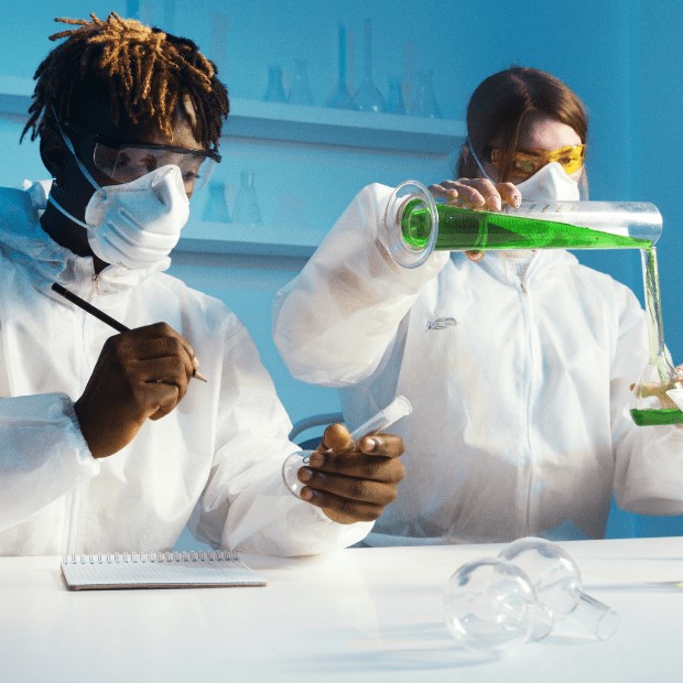 medical students in laboratory