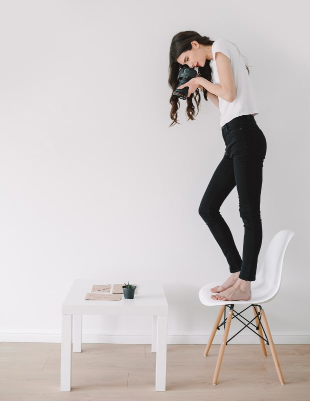 woman creating photography content