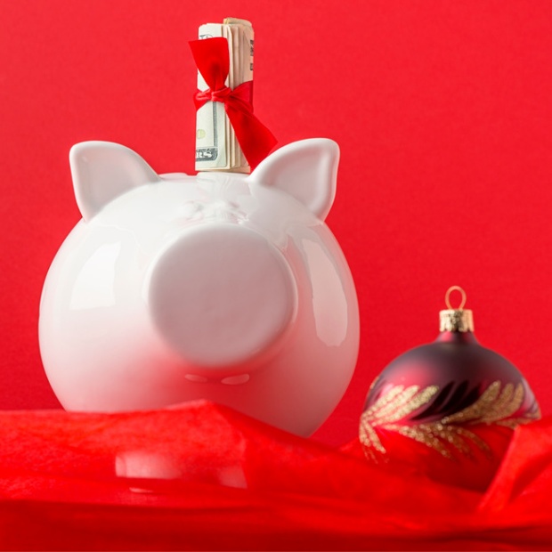 How to Get Extra Money for Christmas: Proven Ways to Earn Additional Cash