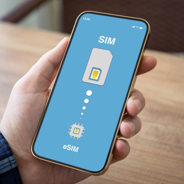 Staying Connected: An eSIM Guide for Digital Nomads