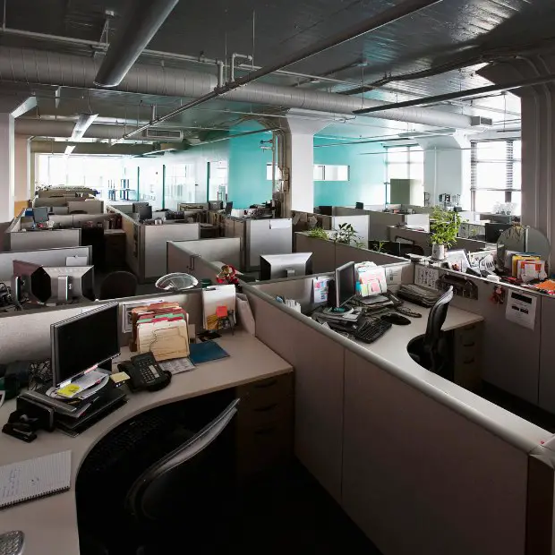 Cubicles to Co-Working- 5 Biggest Workplace Changes of the 21st Century - featured image