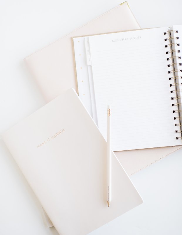 beautiful planner (white and pastel)